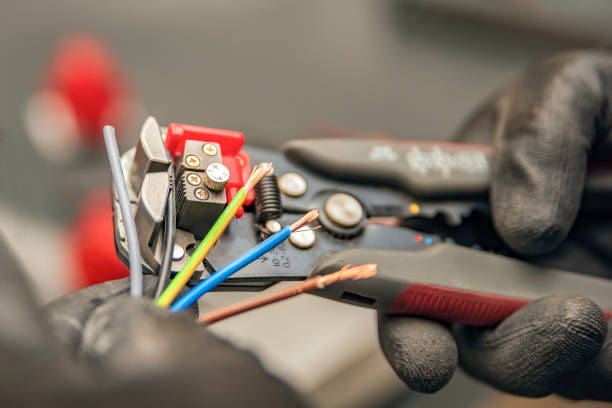 Best Electrician Near Me  in Botkins, OH